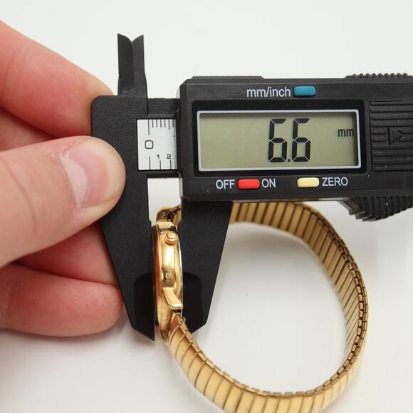 Caravelle by Bulova Gold Tone Watch 27mm Cream Date Expansion Band w New Battery - Picture 3 of 12